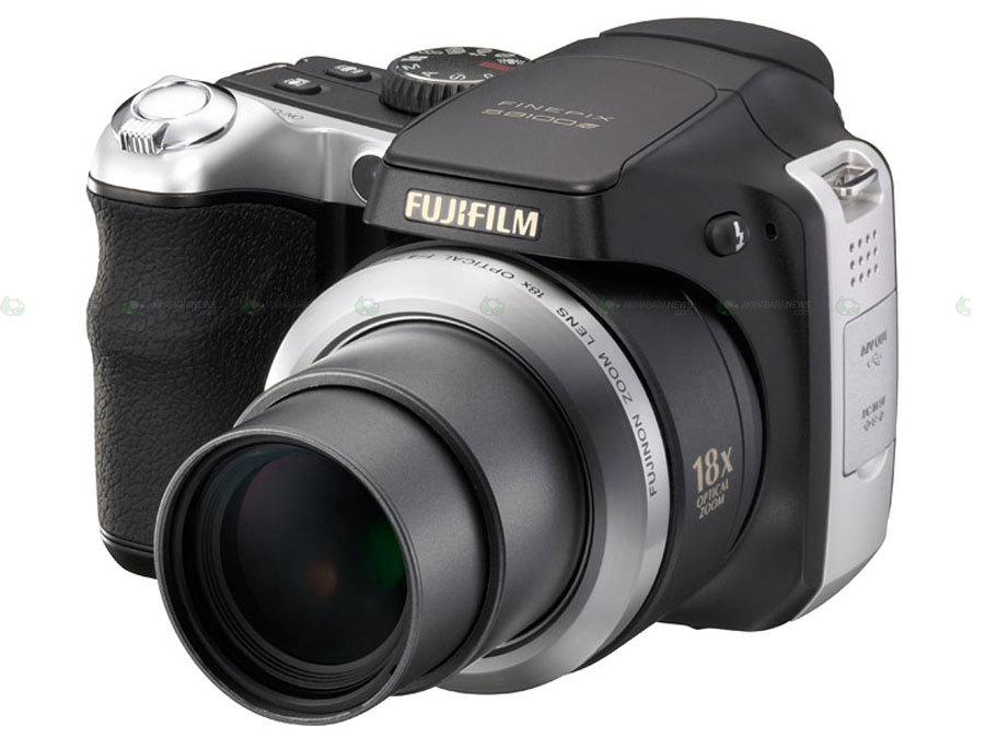 finepix_s8100fd_001.jpg