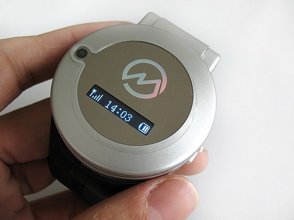 round-phone-1.jpg